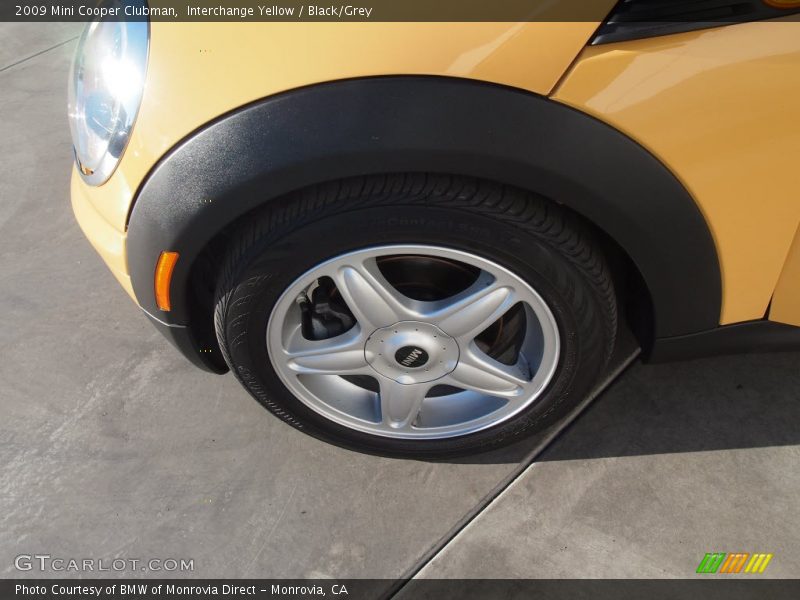 Interchange Yellow / Black/Grey 2009 Mini Cooper Clubman