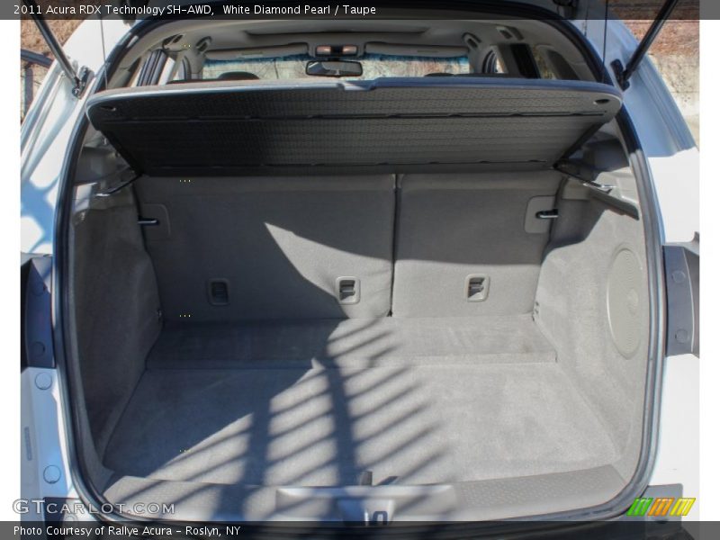 White Diamond Pearl / Taupe 2011 Acura RDX Technology SH-AWD