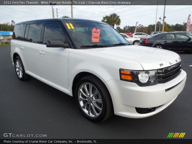 Front 3/4 View of 2011 Flex Titanium