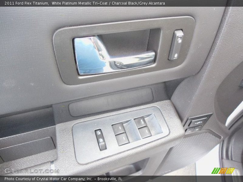 White Platinum Metallic Tri-Coat / Charcoal Black/Grey Alcantara 2011 Ford Flex Titanium