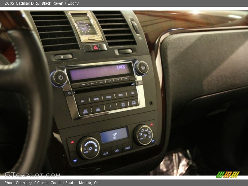 Black Raven / Ebony 2009 Cadillac DTS