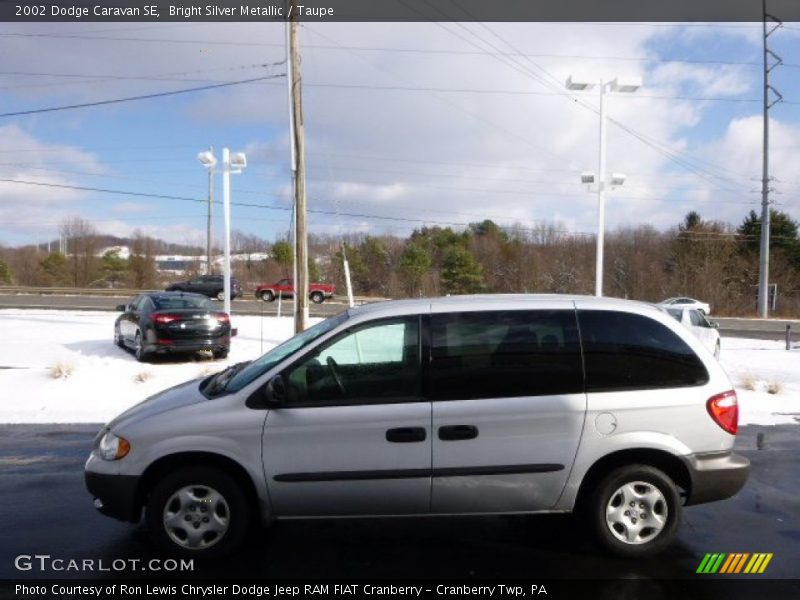 Bright Silver Metallic / Taupe 2002 Dodge Caravan SE