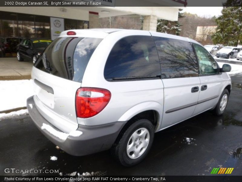 Bright Silver Metallic / Taupe 2002 Dodge Caravan SE