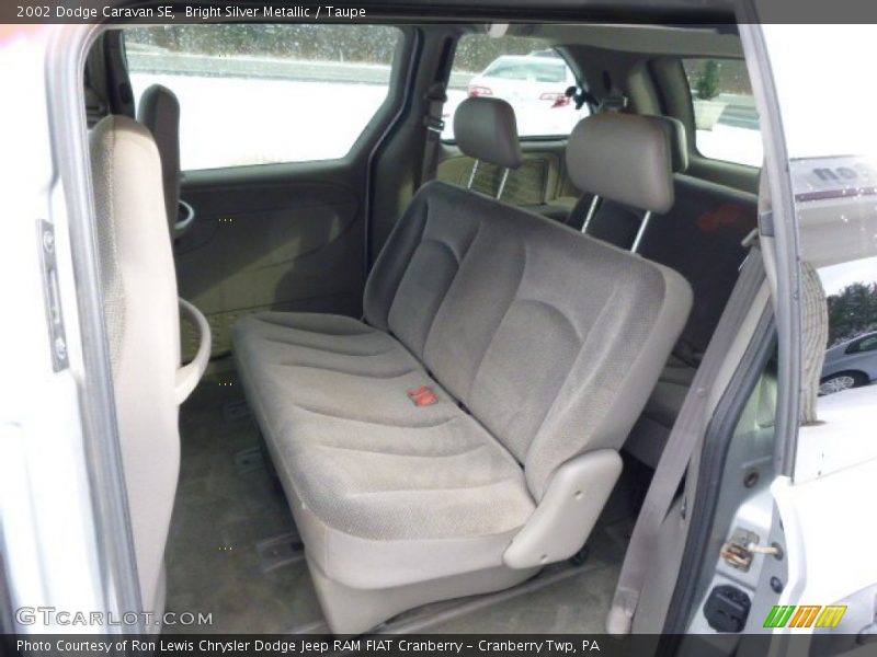 Bright Silver Metallic / Taupe 2002 Dodge Caravan SE