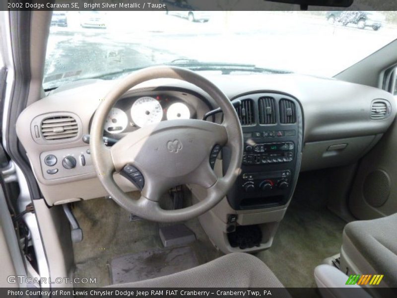 Bright Silver Metallic / Taupe 2002 Dodge Caravan SE