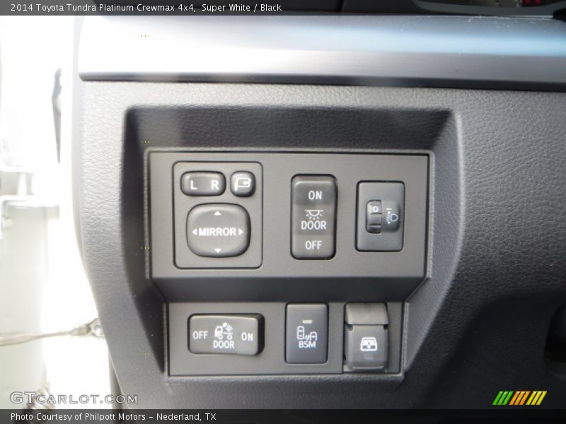 Super White / Black 2014 Toyota Tundra Platinum Crewmax 4x4