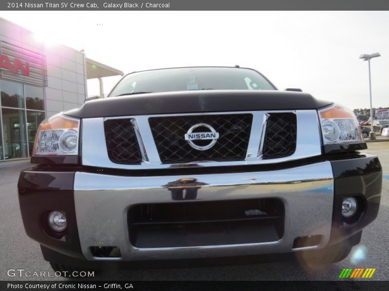 Galaxy Black / Charcoal 2014 Nissan Titan SV Crew Cab