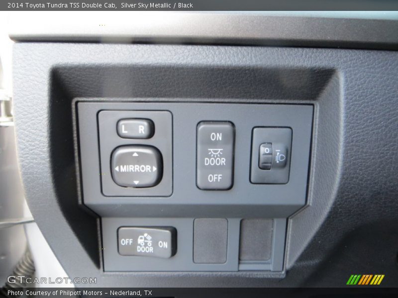 Silver Sky Metallic / Black 2014 Toyota Tundra TSS Double Cab