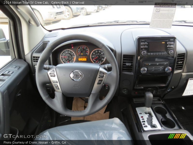 Galaxy Black / Charcoal 2014 Nissan Titan SV Crew Cab