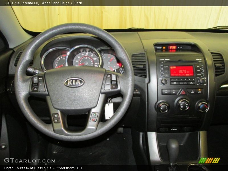 White Sand Beige / Black 2011 Kia Sorento LX