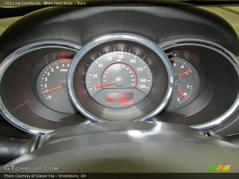 White Sand Beige / Black 2011 Kia Sorento LX