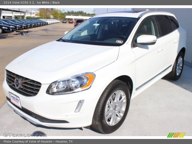 Ice White / Black 2014 Volvo XC60 3.2