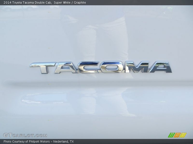Super White / Graphite 2014 Toyota Tacoma Double Cab