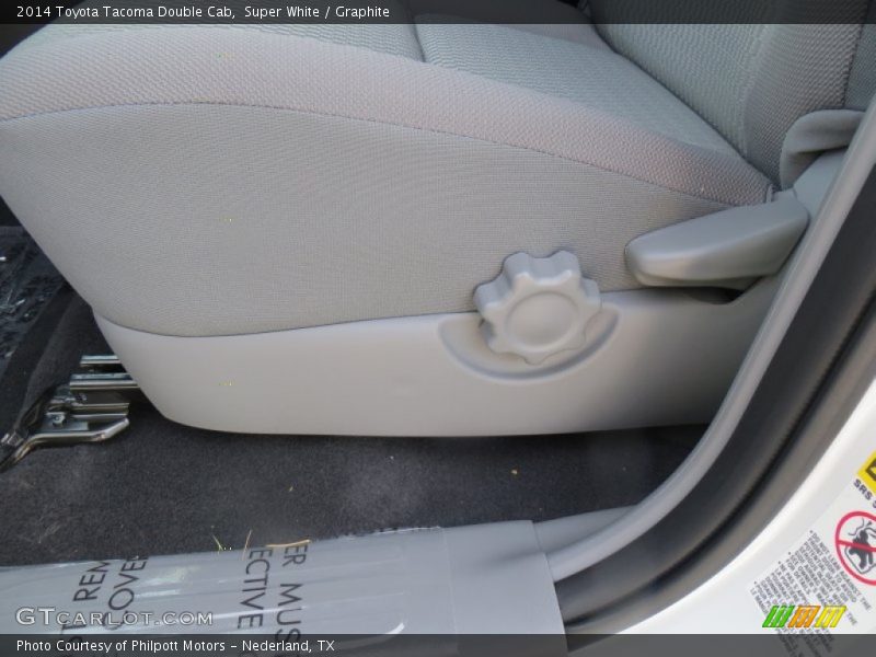 Super White / Graphite 2014 Toyota Tacoma Double Cab