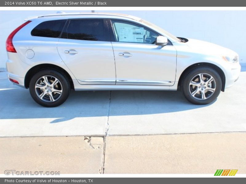 Electric Silver Metallic / Black 2014 Volvo XC60 T6 AWD