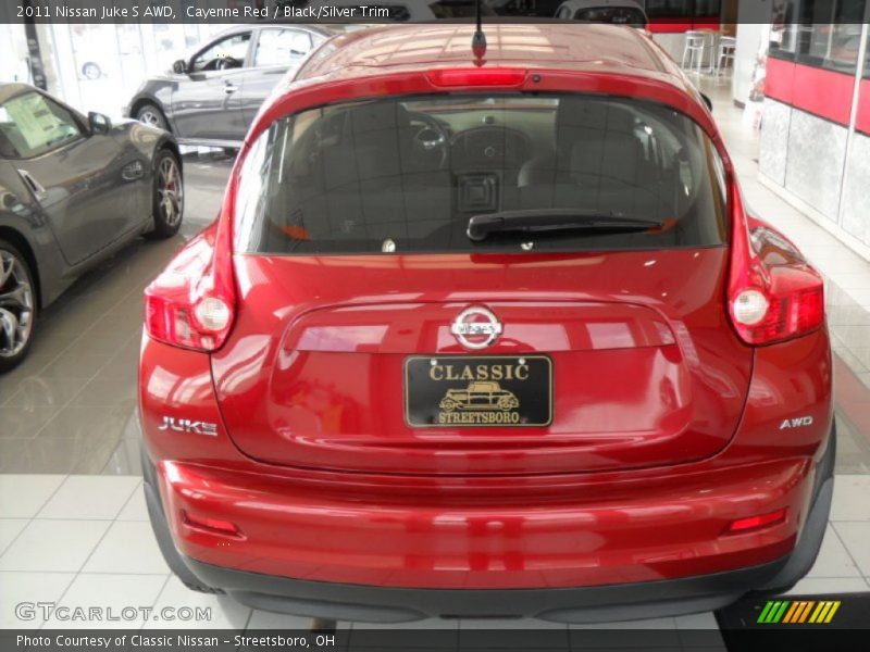 Cayenne Red / Black/Silver Trim 2011 Nissan Juke S AWD