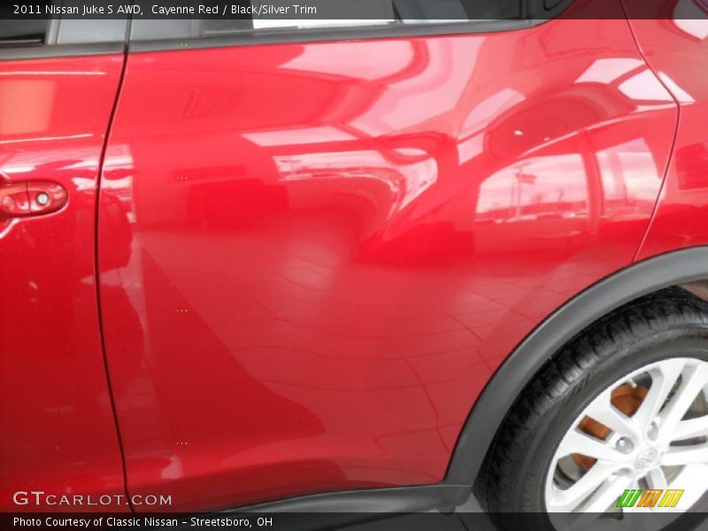 Cayenne Red / Black/Silver Trim 2011 Nissan Juke S AWD