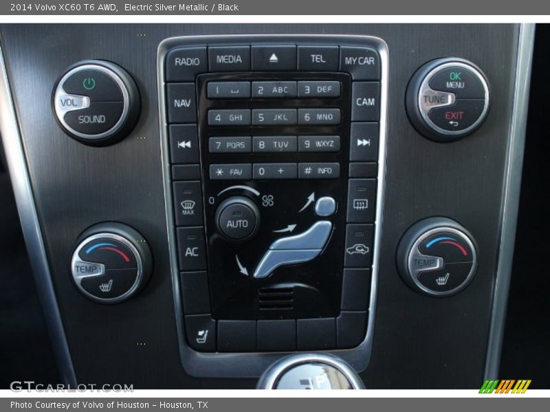 Controls of 2014 XC60 T6 AWD