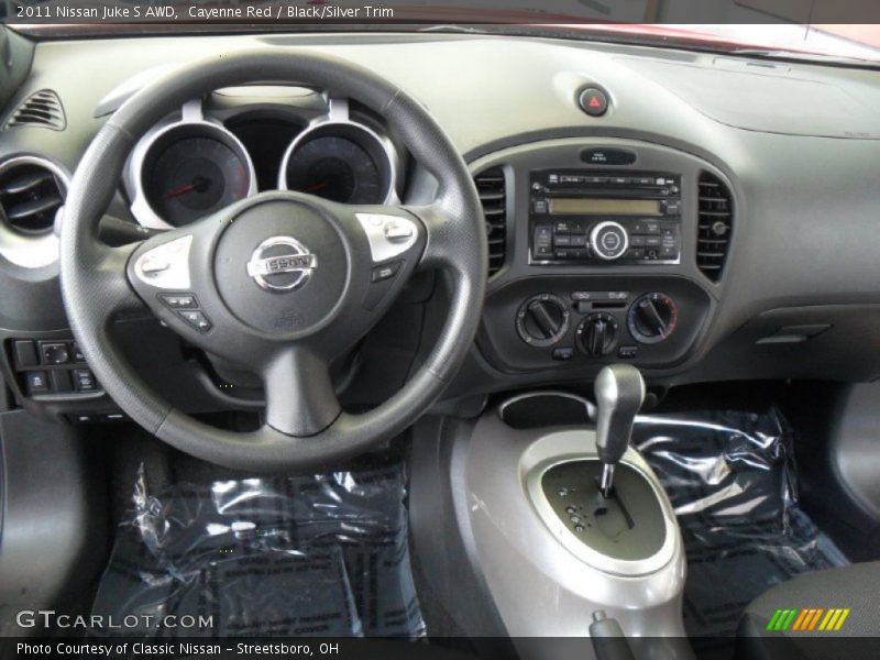Cayenne Red / Black/Silver Trim 2011 Nissan Juke S AWD