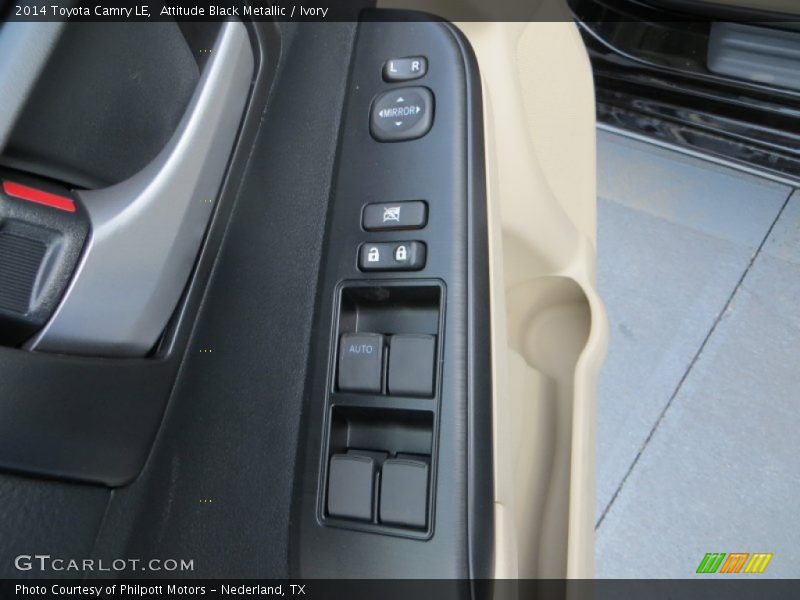 Attitude Black Metallic / Ivory 2014 Toyota Camry LE