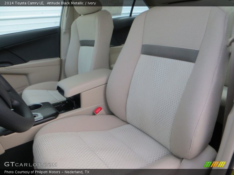 Attitude Black Metallic / Ivory 2014 Toyota Camry LE