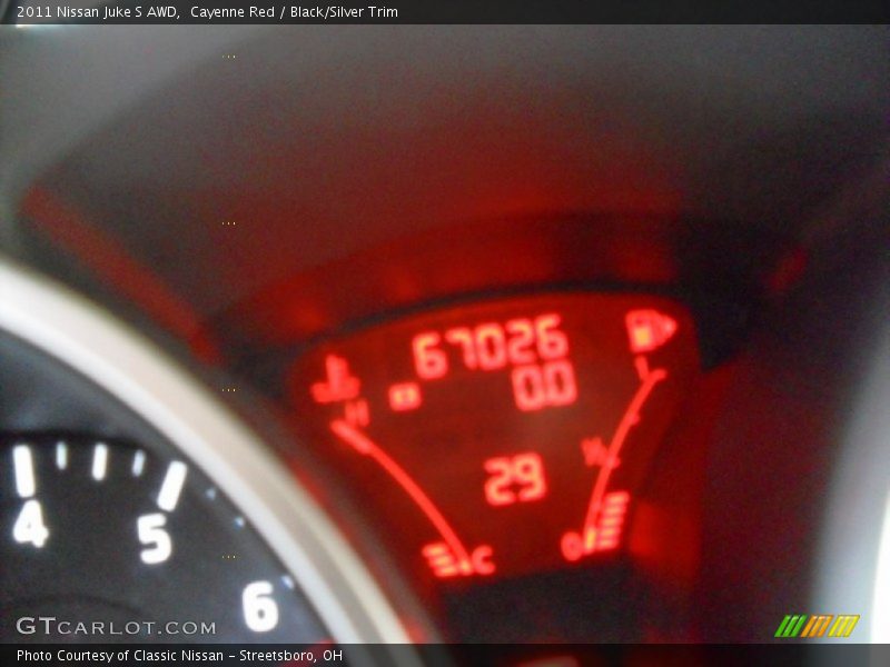 Cayenne Red / Black/Silver Trim 2011 Nissan Juke S AWD