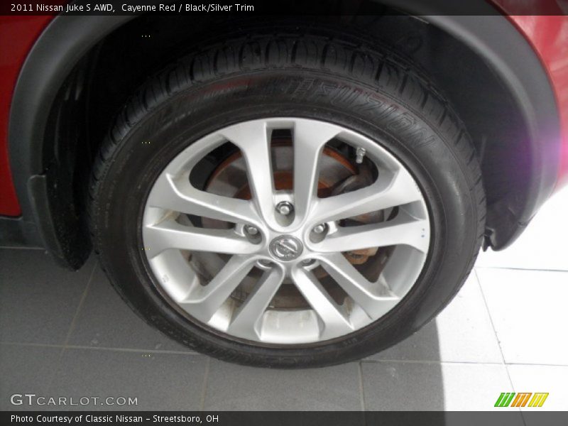 Cayenne Red / Black/Silver Trim 2011 Nissan Juke S AWD