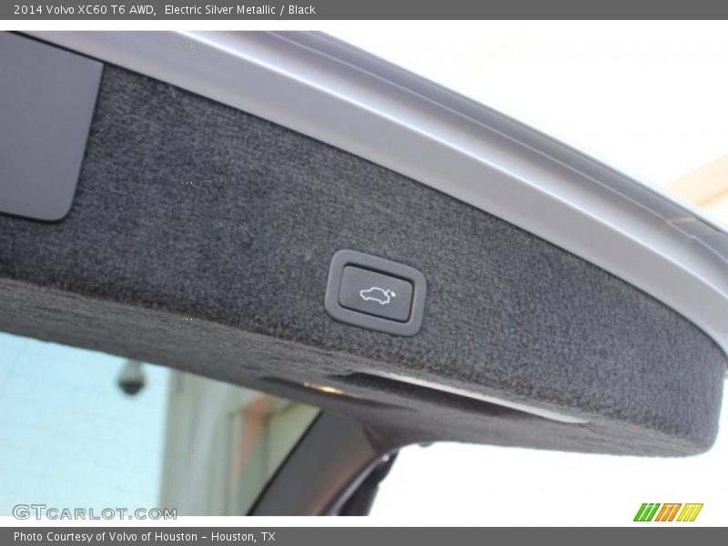 Electric Silver Metallic / Black 2014 Volvo XC60 T6 AWD