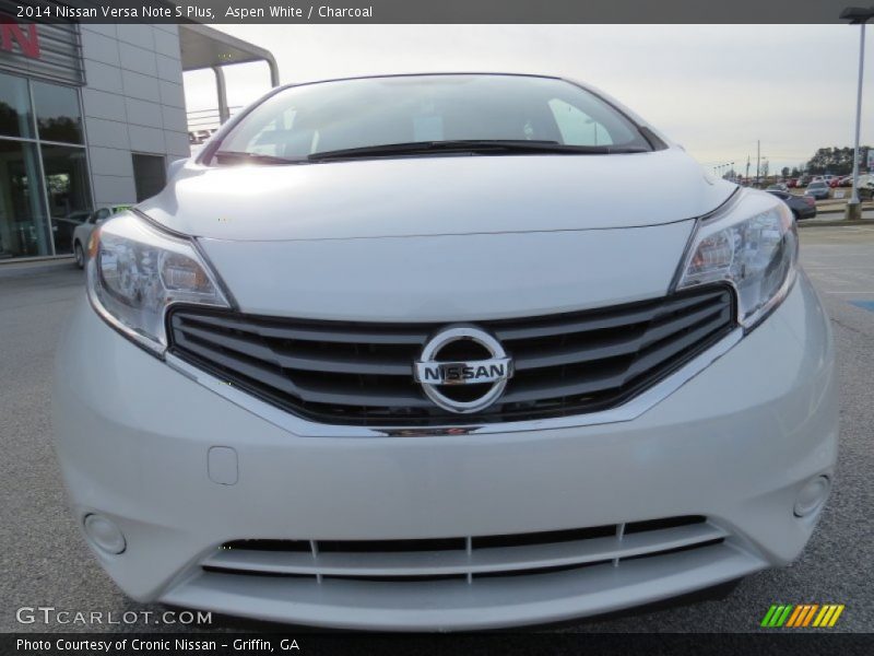 Aspen White / Charcoal 2014 Nissan Versa Note S Plus