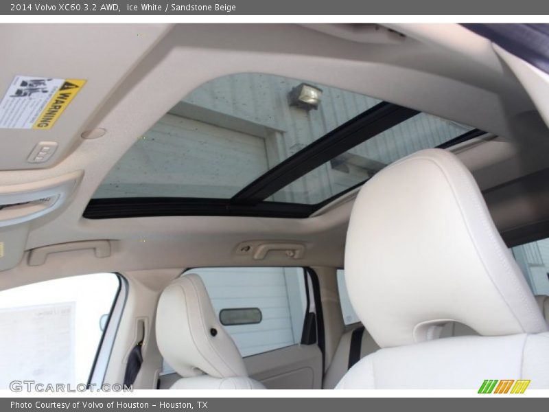 Ice White / Sandstone Beige 2014 Volvo XC60 3.2 AWD