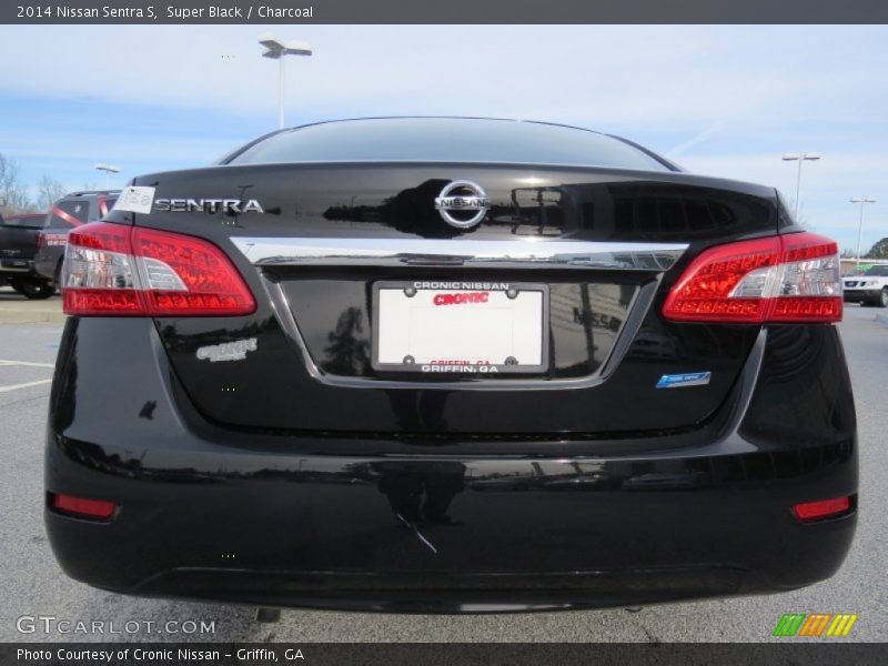 Super Black / Charcoal 2014 Nissan Sentra S