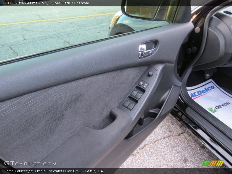 Super Black / Charcoal 2012 Nissan Altima 2.5 S
