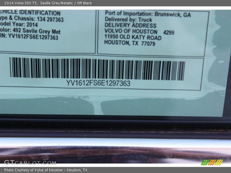Saville Grey Metallic / Off Black 2014 Volvo S60 T5