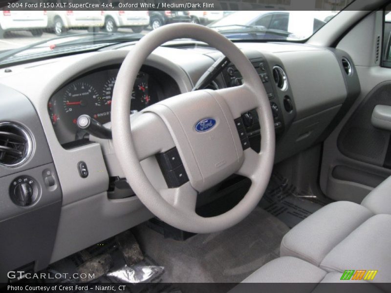 Oxford White / Medium/Dark Flint 2004 Ford F150 XLT SuperCrew 4x4