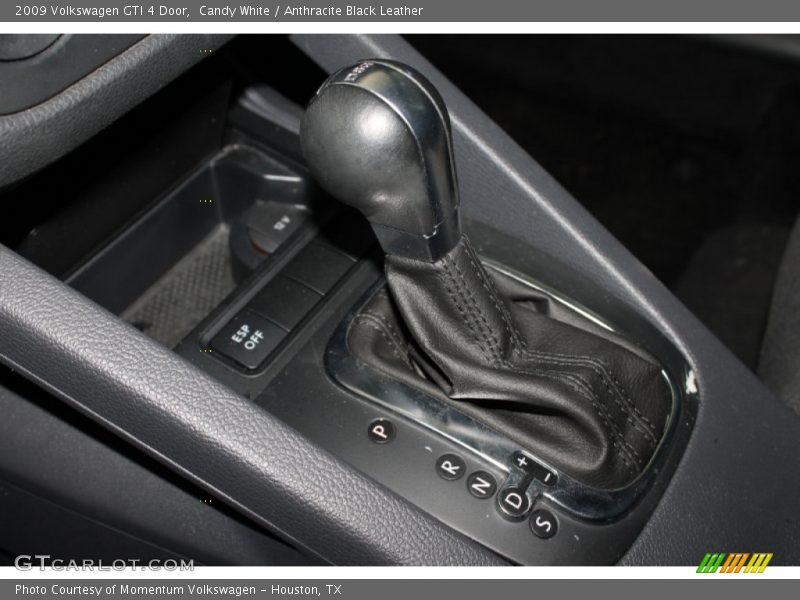 Candy White / Anthracite Black Leather 2009 Volkswagen GTI 4 Door