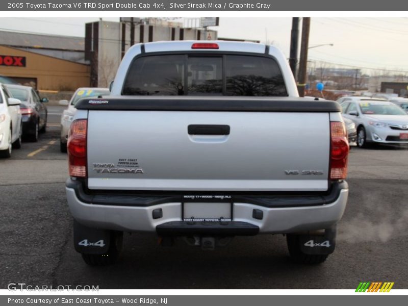 Silver Streak Mica / Graphite Gray 2005 Toyota Tacoma V6 TRD Sport Double Cab 4x4