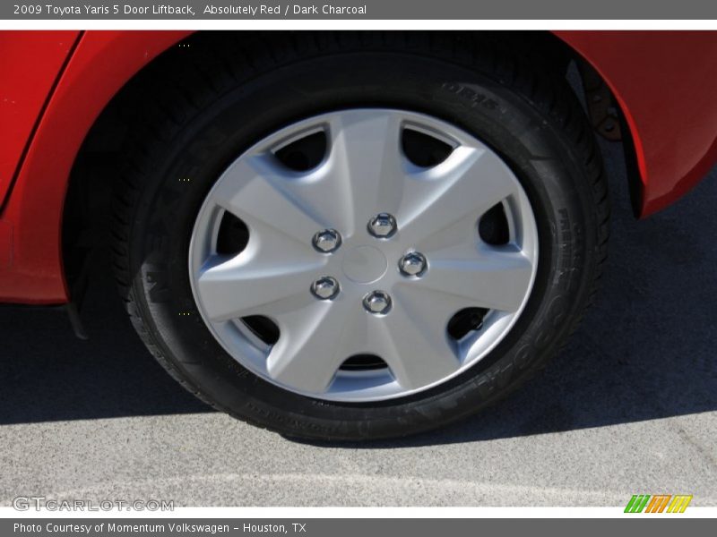 Absolutely Red / Dark Charcoal 2009 Toyota Yaris 5 Door Liftback