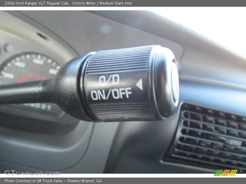 Oxford White / Medium Dark Flint 2009 Ford Ranger XLT Regular Cab