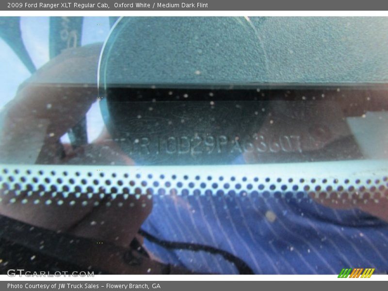 Oxford White / Medium Dark Flint 2009 Ford Ranger XLT Regular Cab