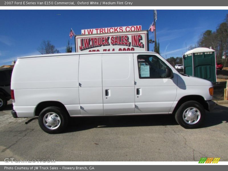 Oxford White / Medium Flint Grey 2007 Ford E Series Van E150 Commercial