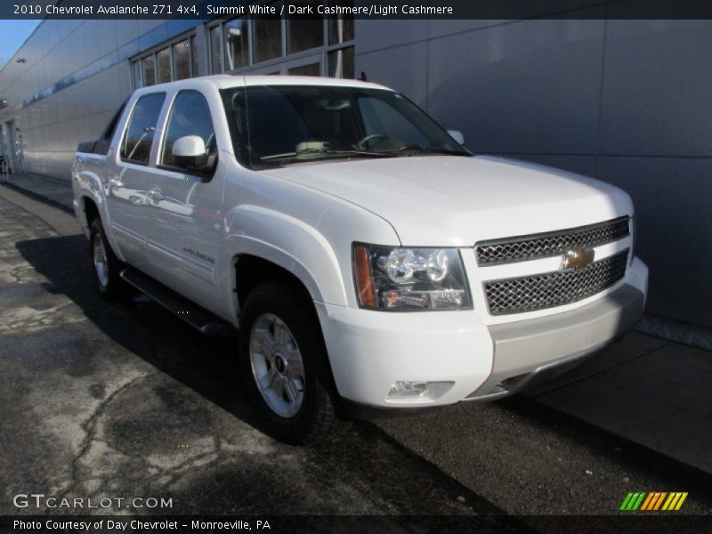 Summit White / Dark Cashmere/Light Cashmere 2010 Chevrolet Avalanche Z71 4x4