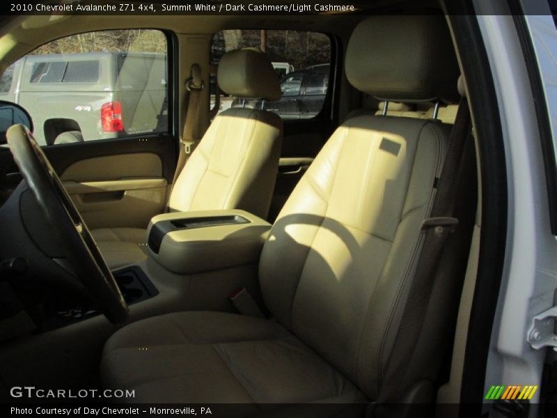 Summit White / Dark Cashmere/Light Cashmere 2010 Chevrolet Avalanche Z71 4x4