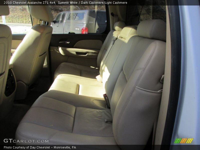 Summit White / Dark Cashmere/Light Cashmere 2010 Chevrolet Avalanche Z71 4x4