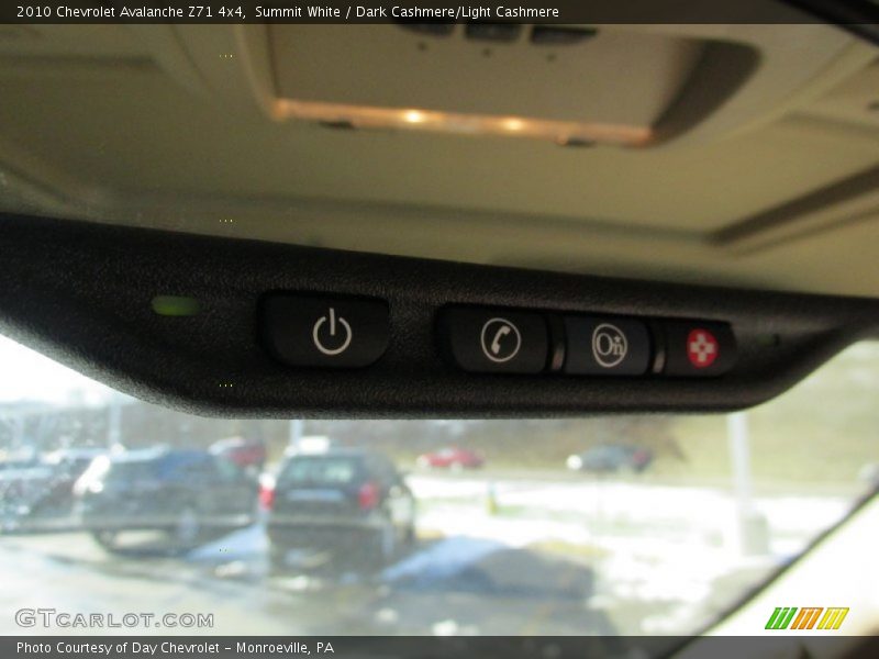 Summit White / Dark Cashmere/Light Cashmere 2010 Chevrolet Avalanche Z71 4x4