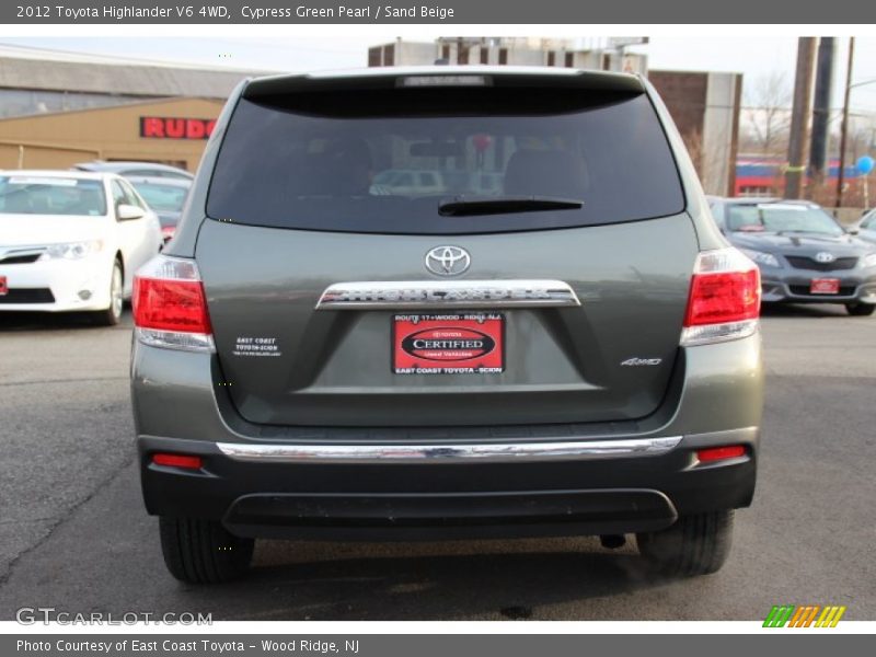 Cypress Green Pearl / Sand Beige 2012 Toyota Highlander V6 4WD