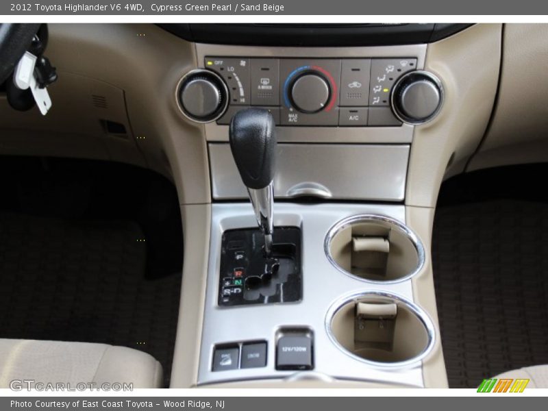 Cypress Green Pearl / Sand Beige 2012 Toyota Highlander V6 4WD