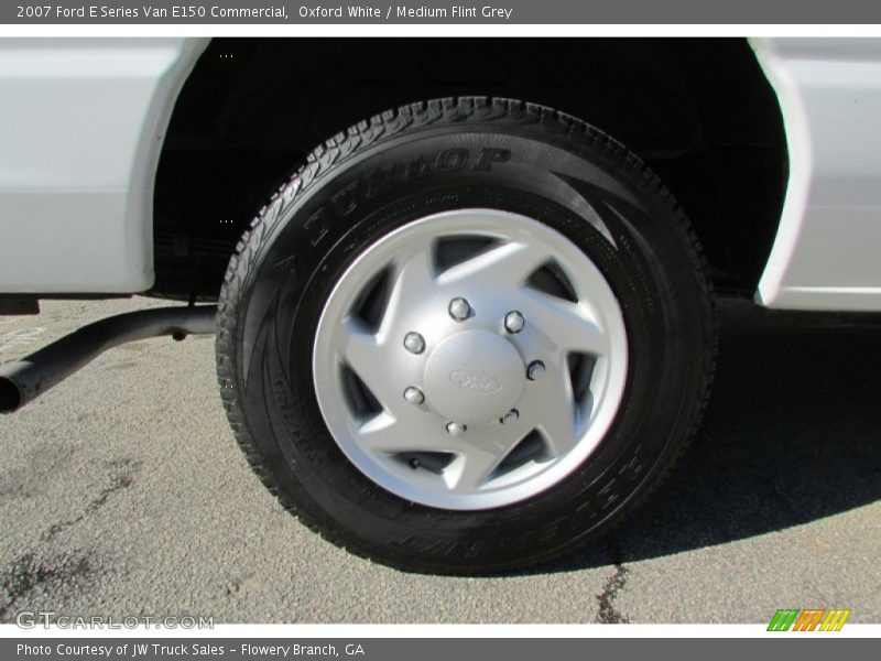 Oxford White / Medium Flint Grey 2007 Ford E Series Van E150 Commercial