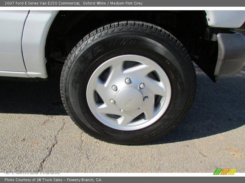 Oxford White / Medium Flint Grey 2007 Ford E Series Van E150 Commercial