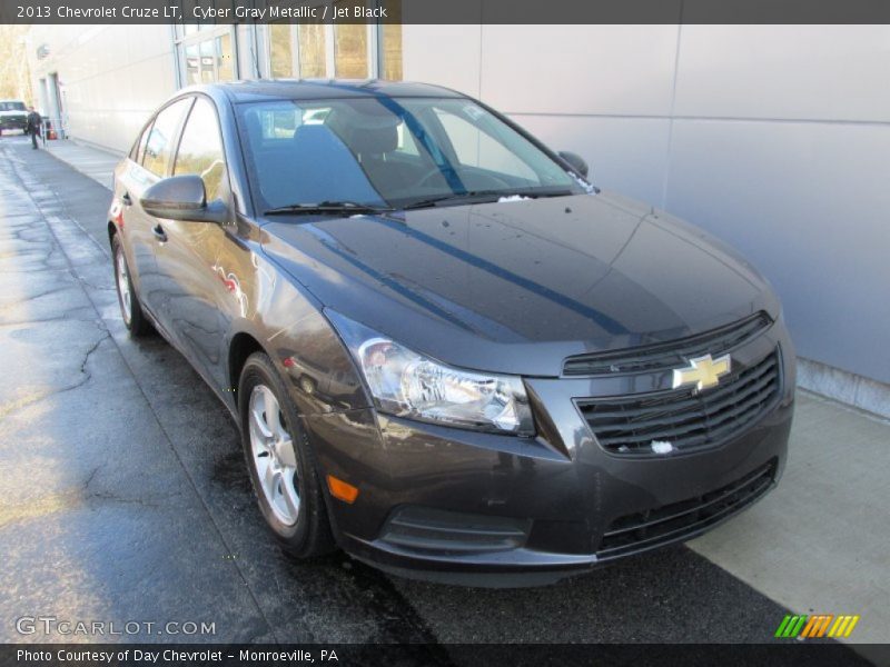 Cyber Gray Metallic / Jet Black 2013 Chevrolet Cruze LT