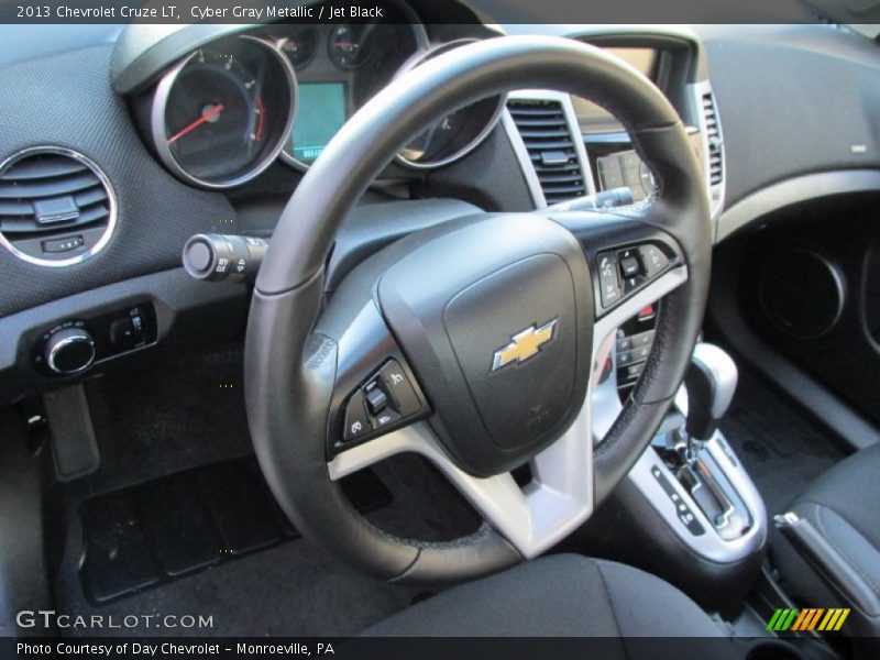 Cyber Gray Metallic / Jet Black 2013 Chevrolet Cruze LT